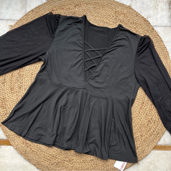 Urbanic Black Deep neck top with sheer sleeves - Picture 6 of 10